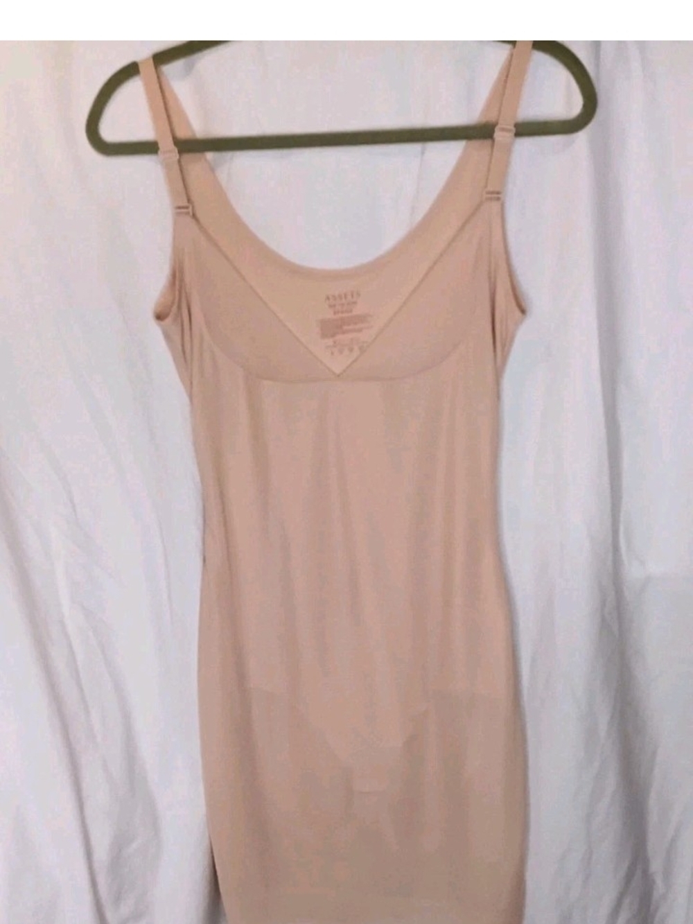 Assets By SPANX Nude Seamless Shaping Slip with Adjustable Straps Large $22